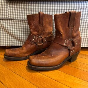 W8 Frye harness boots
